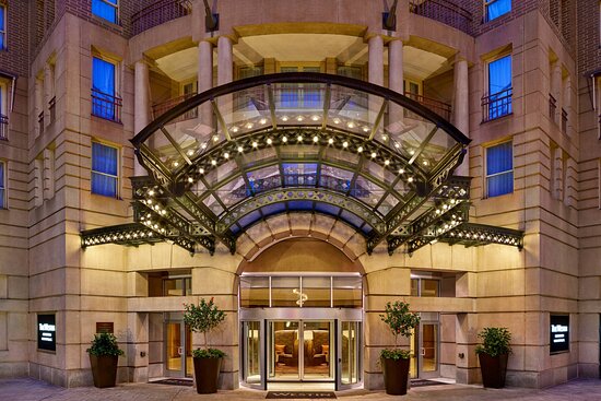 Westin Georgetown outside
